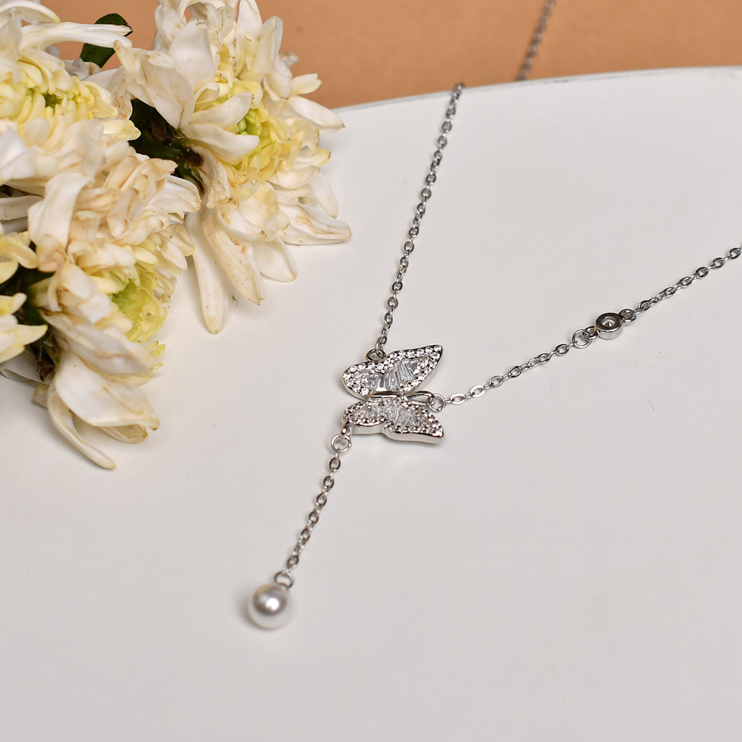 Luna Butterfly Pearl Necklace