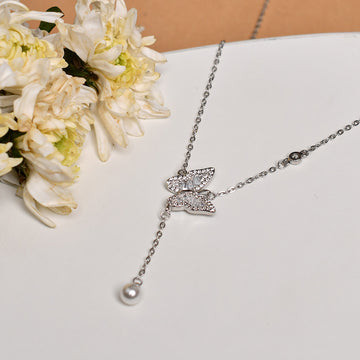 Luna Butterfly Pearl Necklace