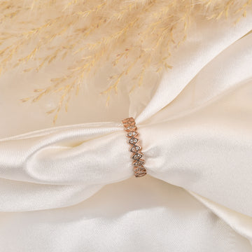 Crowne Edge Ring
