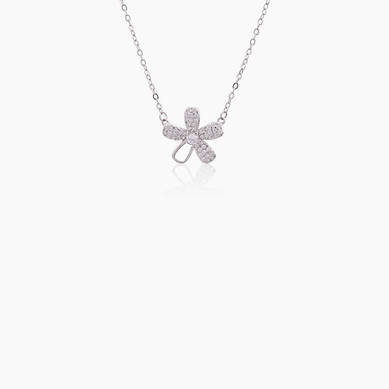 Frosted Bloom Necklace