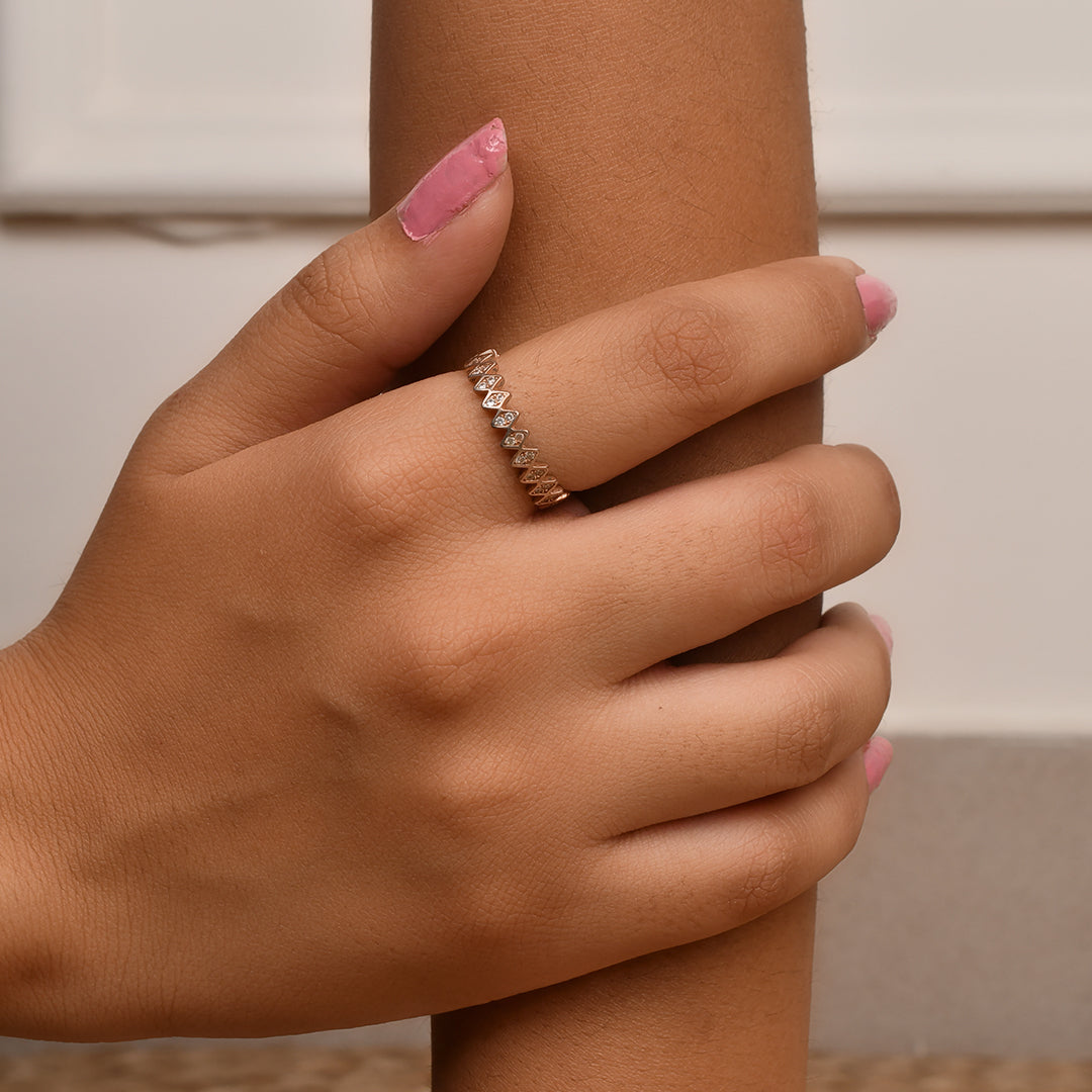 Crowne Edge Ring