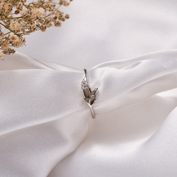 Dewdrop Leaf Ring